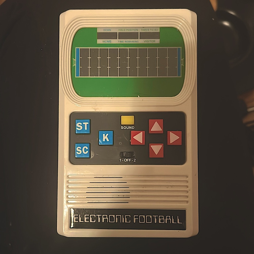 Mattel Electronic Football Handheld Game Vintage Tested Working.